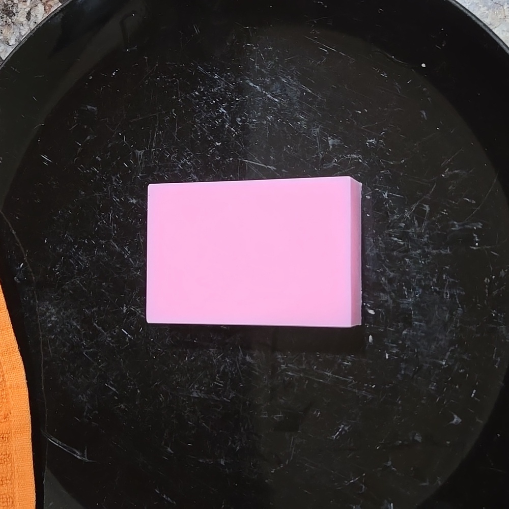 LAST 1❤️Cherry Cherry Shea Butter Soap 4oz - Picture 2 of 7